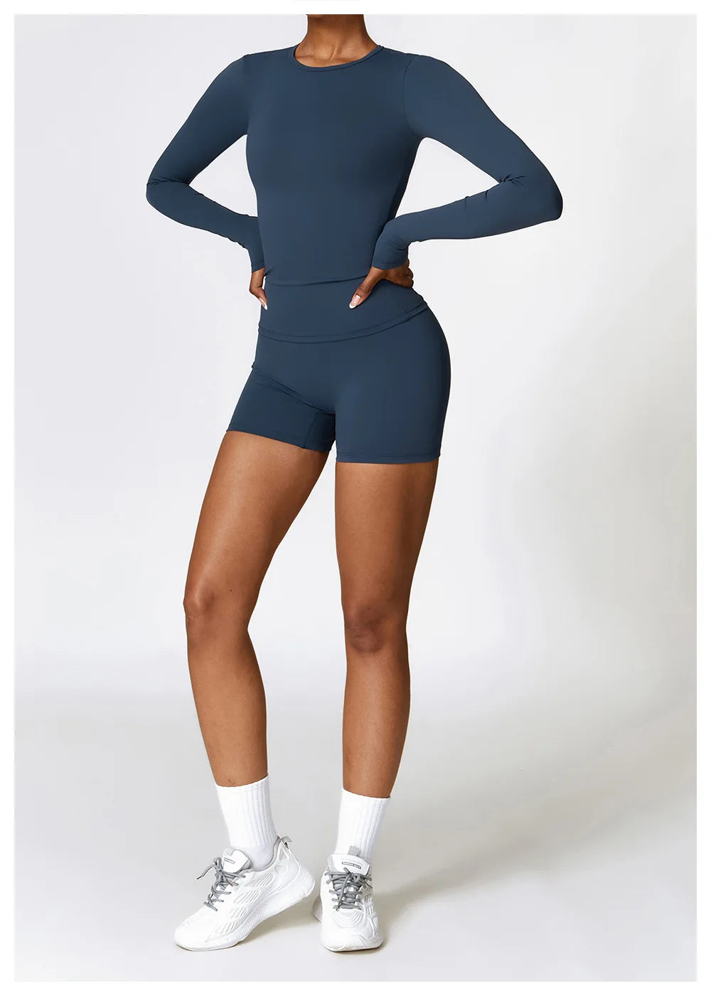 Seamless Harmony Yoga Set - Long Sleeve Tee & Shorts